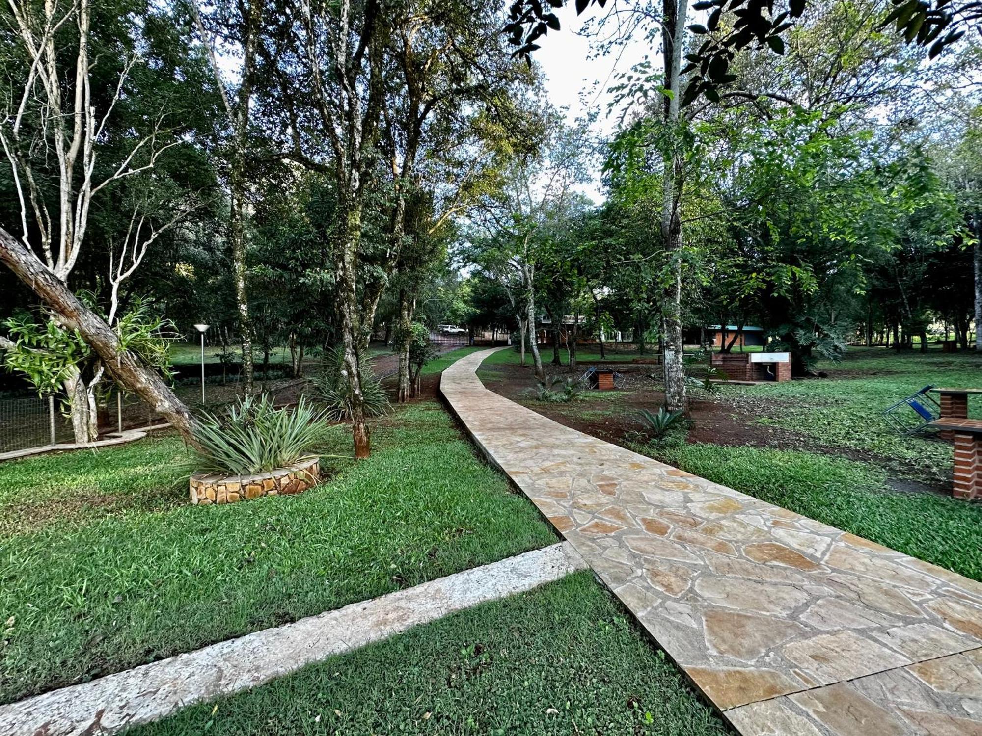 Parque Hotel Manantial Hohenau Exterior photo